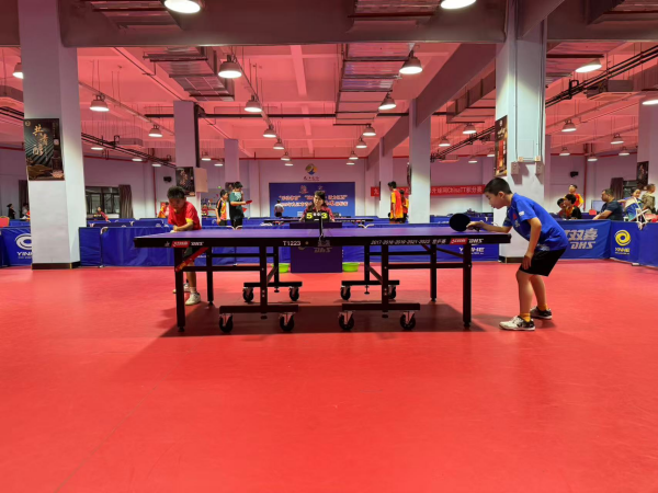 00赛场上 00赛场上